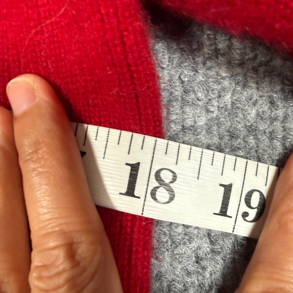 Burberry Size Small Cardigan Sweater Red Wool Blend Ribbed Asymmetrical Button - Picture 9 of 9